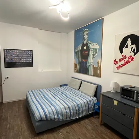 Room Saronno + B&B-3